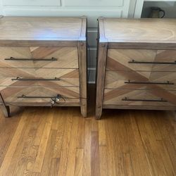 2 New Nightstands