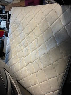 King size mattress