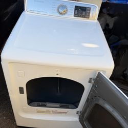 Dryer Electric  Samsung MultiSteam MoistureSensor SmartCare