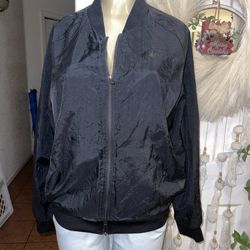 Womens Jordan Size Medium 