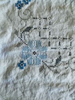 Hand-Embroidered Vintage Linens (set of 5) | Heirloom Quality & Timeless Charm