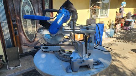 Kobalt 10-in 15-Amp Dual Bevel Sliding Compound Corded Miter Saw w/ Laser Guide