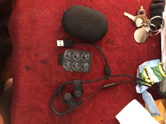 Brand new wireless Powerbeats3
