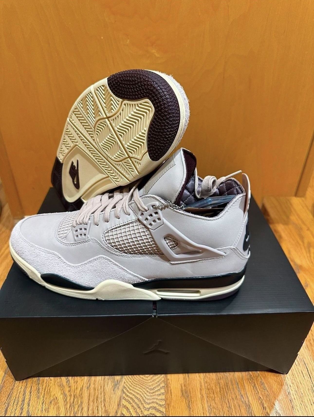 Air Jordan 4 Retro x A Ma Maniere W.Y.W.S FZ4810-200 Size 13.5 Womens/ 12 Mens Brand New