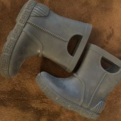 Kids Ugg Boots Size 12