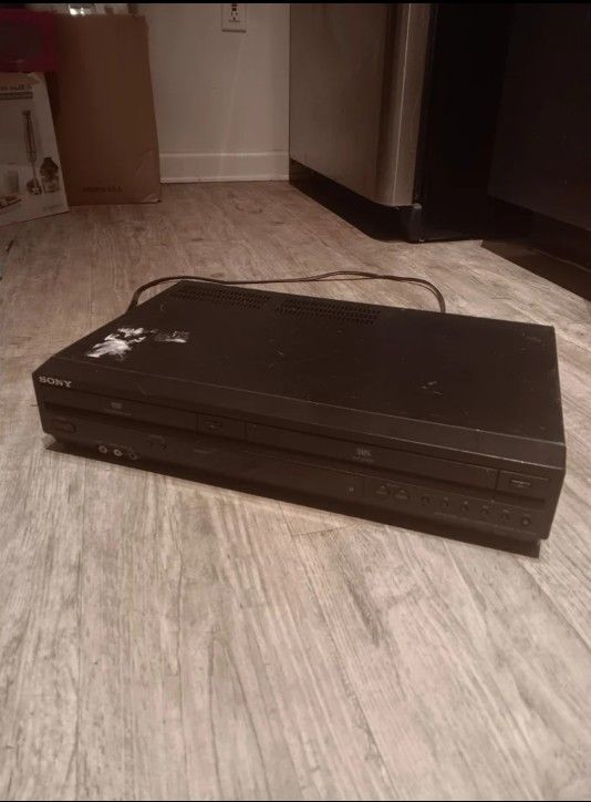 Sony SLV-D380P DVD VCR Combo Player Recorder - No Remote - Tested Works