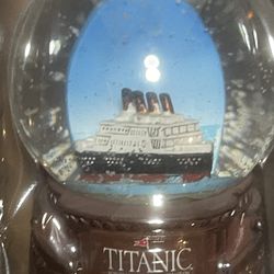 Titanic Snow Globe