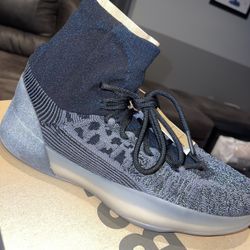 Adidas Yeezy Basketball Slate Size 12