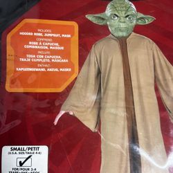 Small Yoda Costume