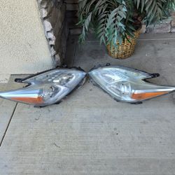 Toyota Prius Headlights (Original)