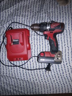 Milwaukee Drill w/new battery and charger