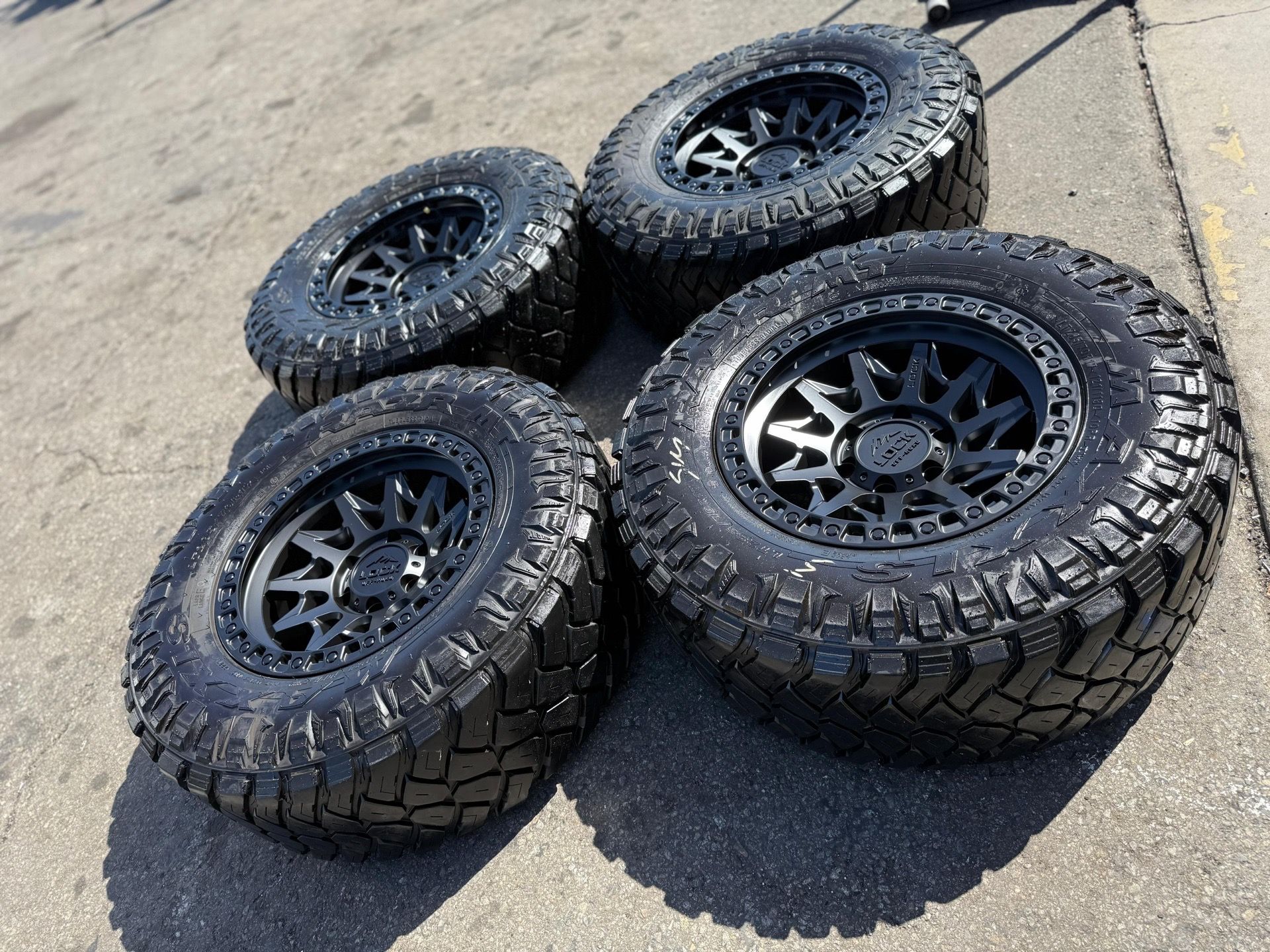 Selling new 17x9 rims (139.7 bolt pattern) with a -12 or -1 offset, suitable for Toyota Tacoma and Chevy vehicles.