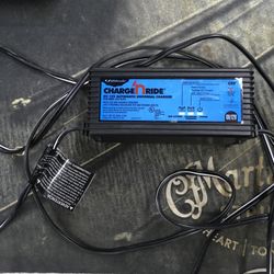 Schumacher Charge N Ride Charger