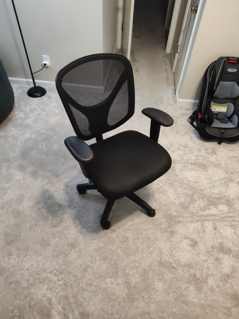 Computer / Office Chair - Mesh Back