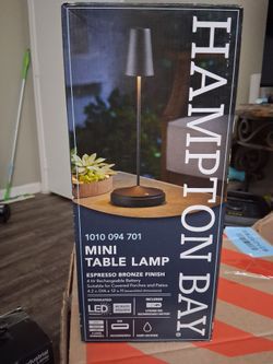 Table lamp