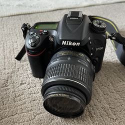 Nikon D7100 Camera With lens