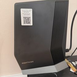NETGEAR Nighthawk AX8 Cable Modem Router (WiFi 6, DOCSIS 3.1, 6Gbps) – Like New