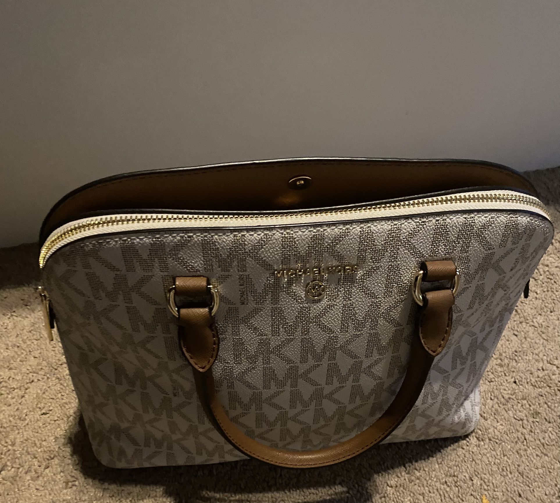 Michael Kors Large Cindy Dome