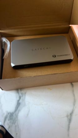Satechi Thunderbolt 4 Slim Hub