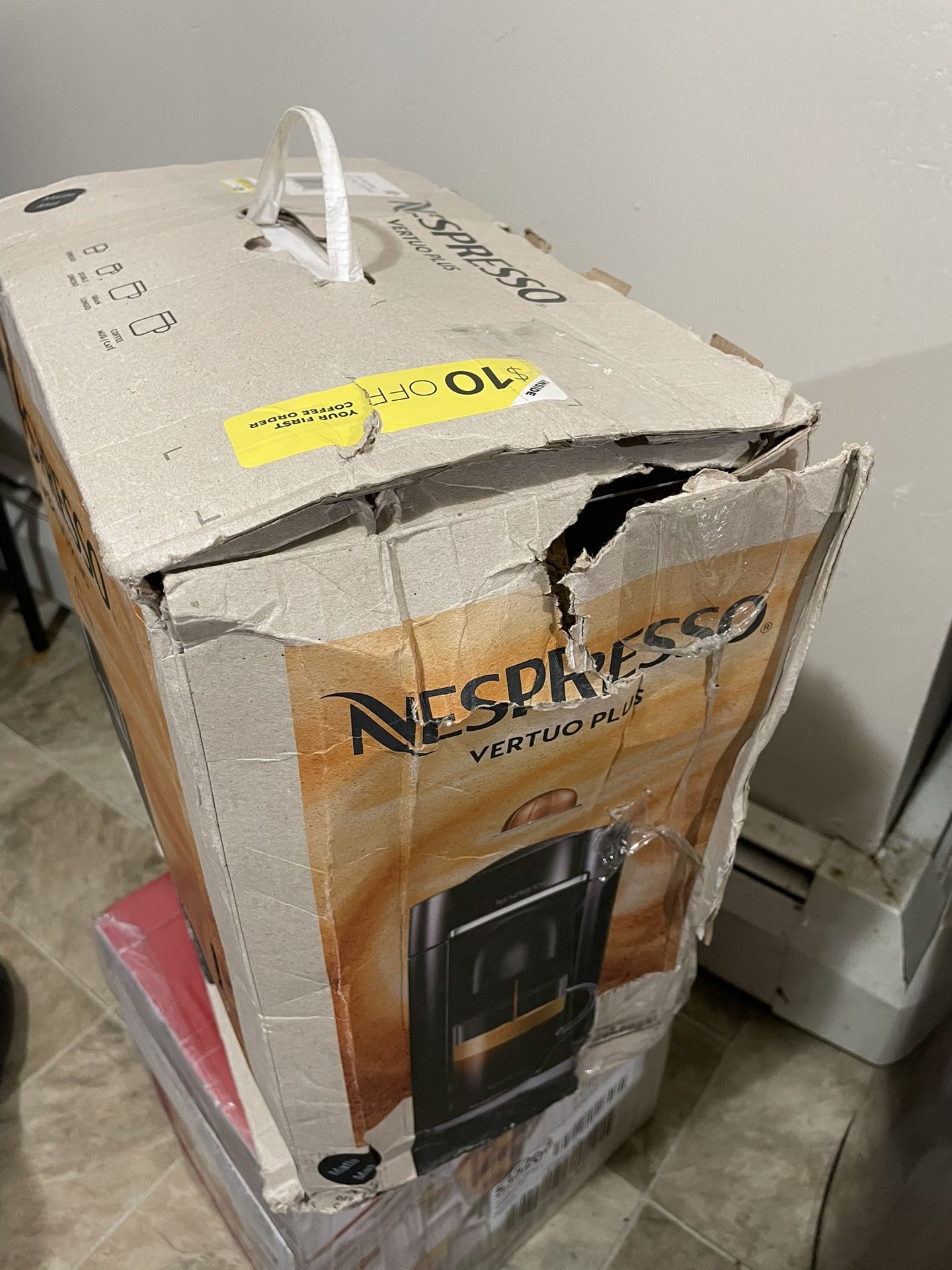 Nespresso Vertuo Plus New Damaged Box