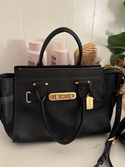 Coach bag, swagger 27 carryall
