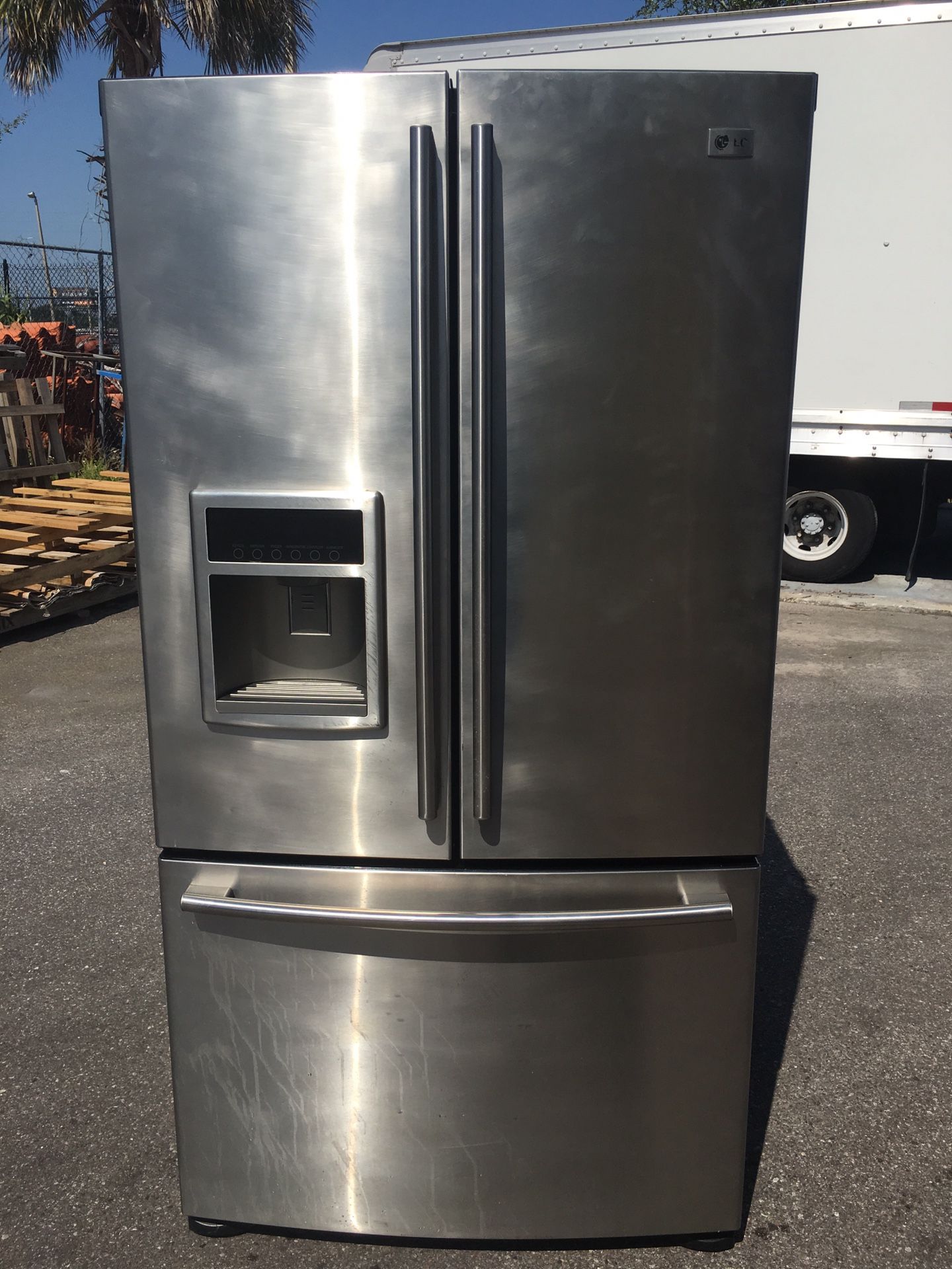 Lg stainless steel refrigerator