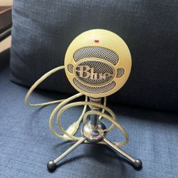 Blue Microphone Snowball Condenser USB Microphone