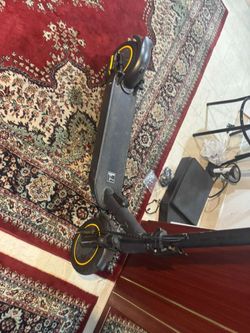 Electric scooter