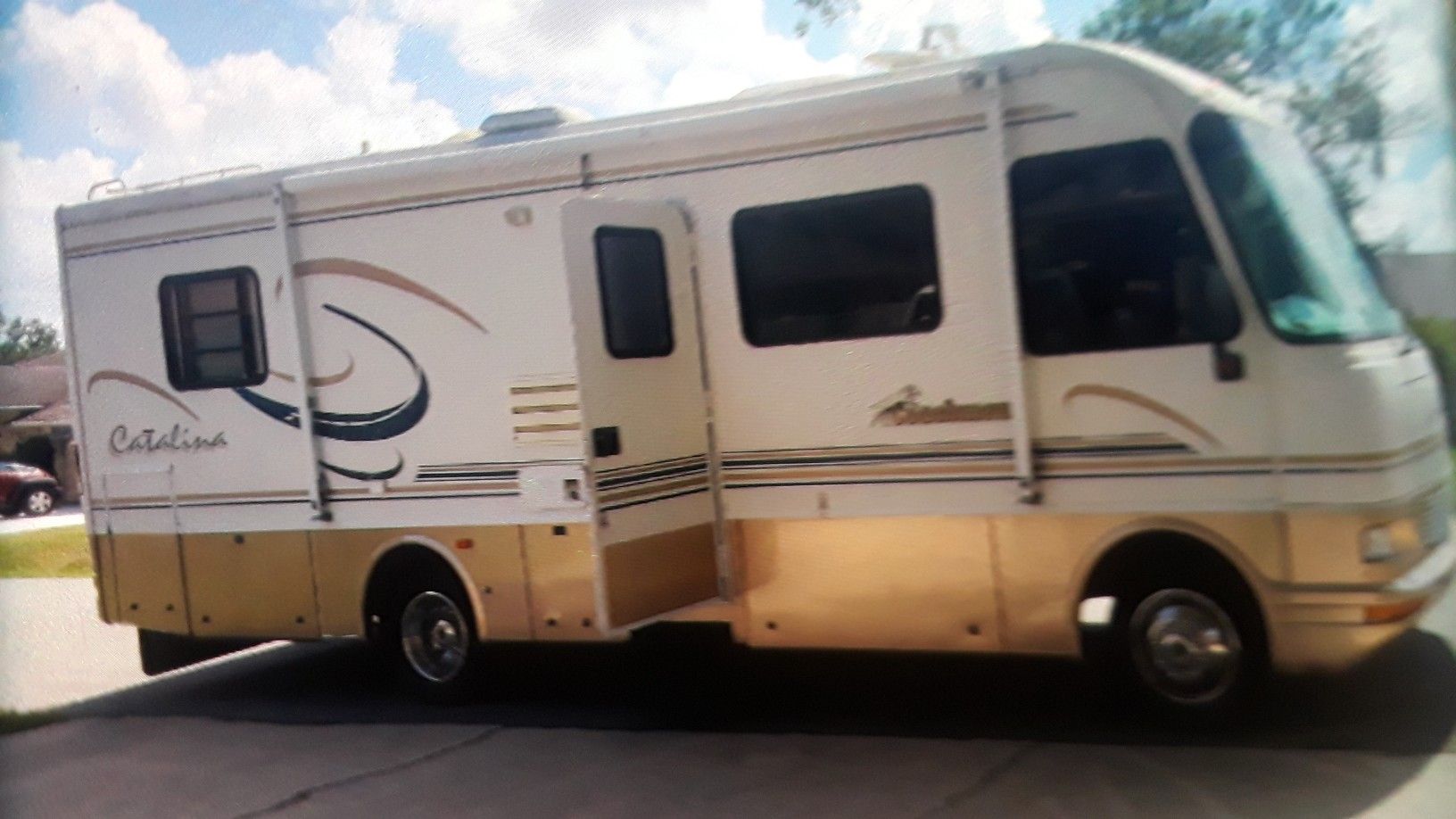 1999 Coachmen Catalina 30 foot a class