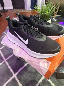 Nike Men’s Size 11