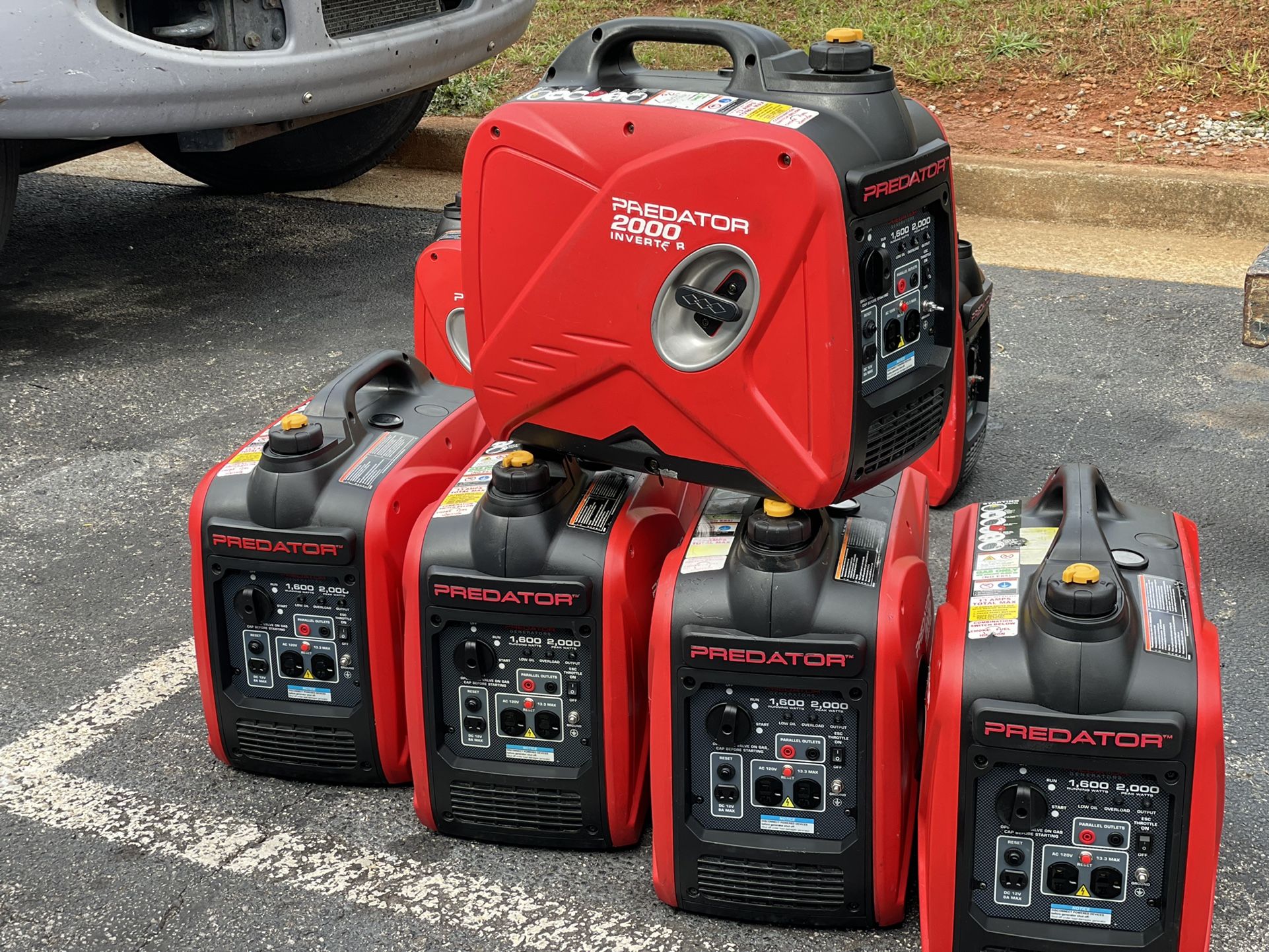 Predator Generator 2000w