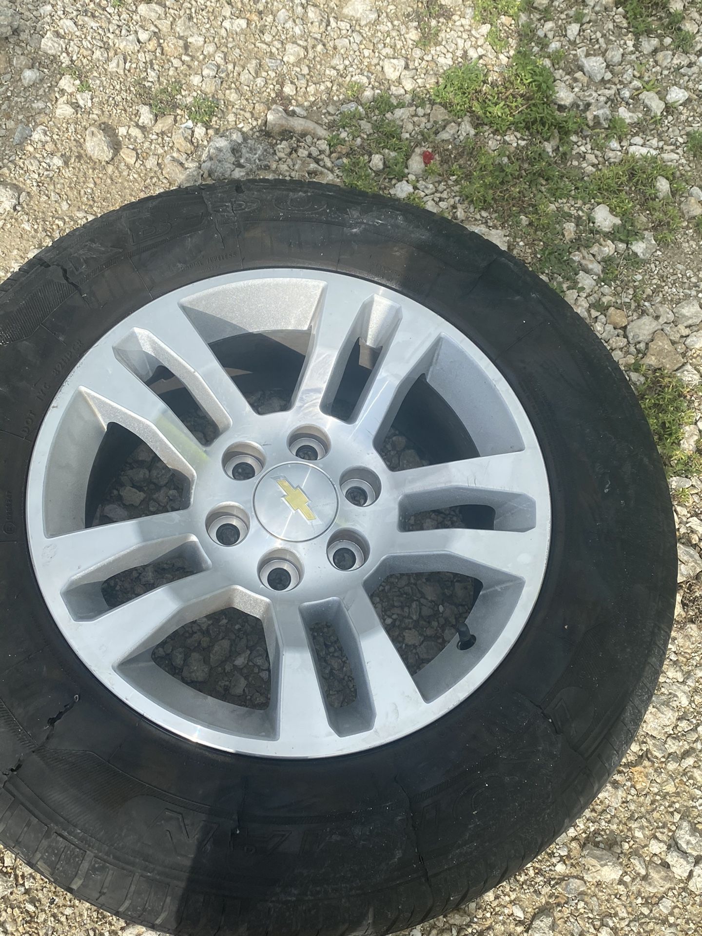 4 chevrolet suburban rims