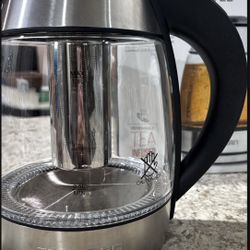Chefman Electric Kettle