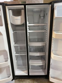 GE Refrigerator
