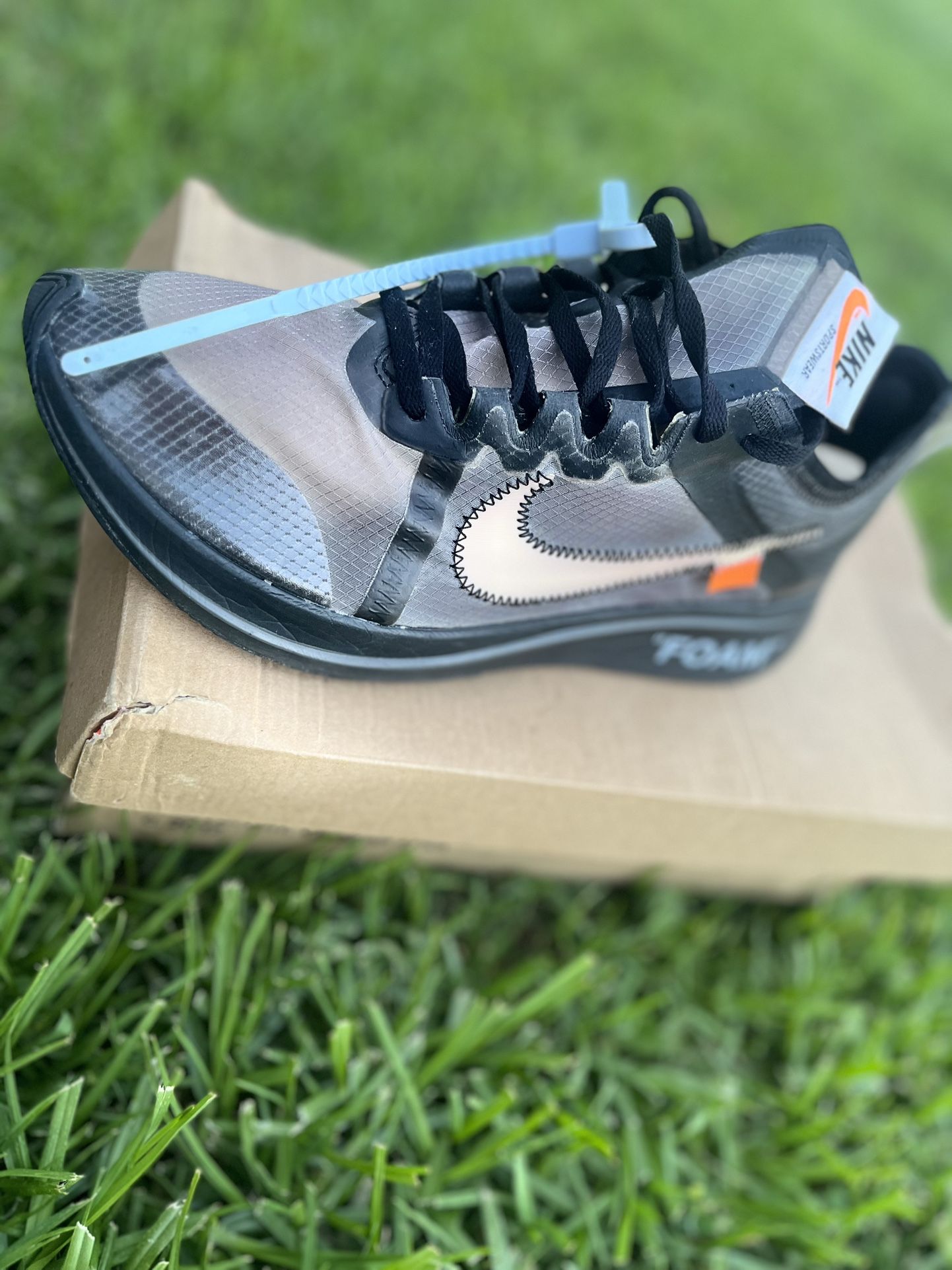 off white nike zoom fly sizing