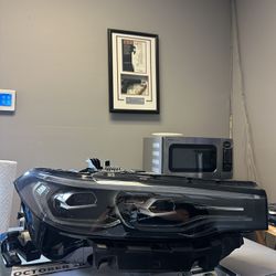 BMW X7 G07 OEM RIGHT PASSENGER LED HEADLIGHT COMPLETE ASSEMBLY 2019-2022