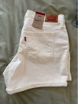 LEVIS WOMEN SHORTS