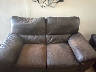 Couch - free