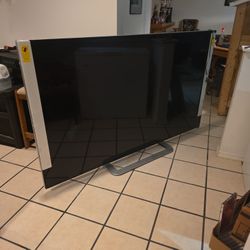 81 Inch Vizio 