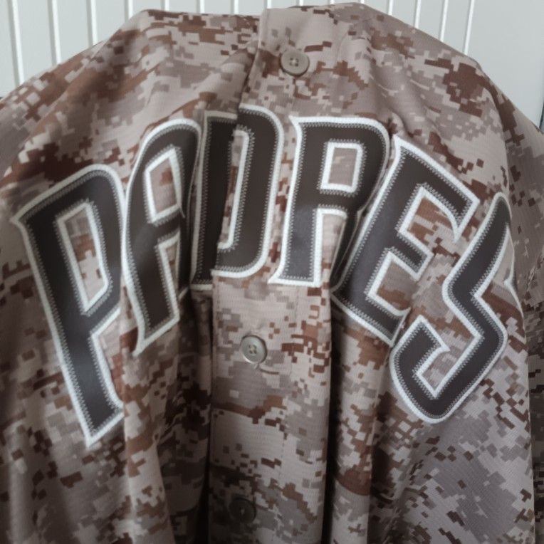 San Diego Padres Men's Majestic Tan Camo Jersey 4XL Pre-owned Like New Condition