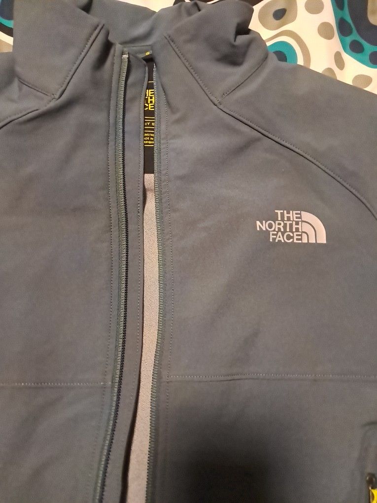 Men's Large Northface Jacket 20.00