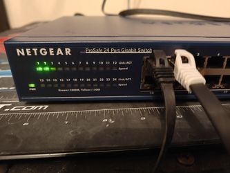 Netgear Pro safe 24 Port Gigabit Switch 