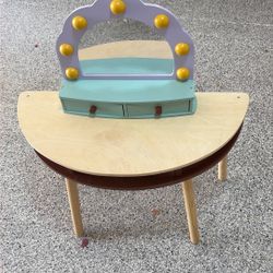 Kids Vanity 