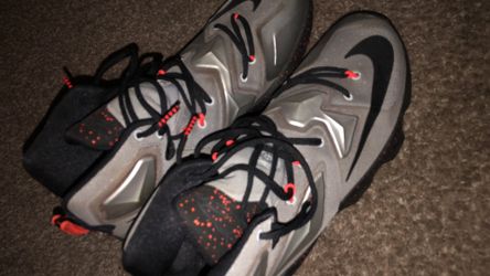Lebron 13 “ Rubber City” Size 13