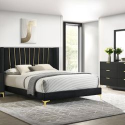 Four Piece Queen Bedroom Set With Queen Bed Frame Dresser Mirror And Nightstand On Sale Now Don't Miss