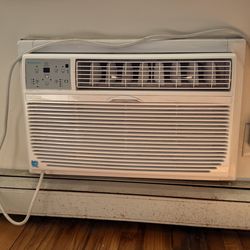 Keystone Through-the-Wall Air Conditioner (12K BTU)
