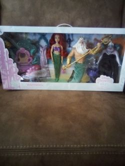 The Little Mermaid Ariel Classic Doll Gift Set
