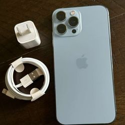 iPhone 13 Pro Max  , 256GB  , Factory Unlocked,  Excellent Condition Like New 