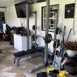 Bench Press Machine 