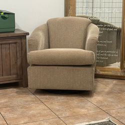 Accent chair swivel